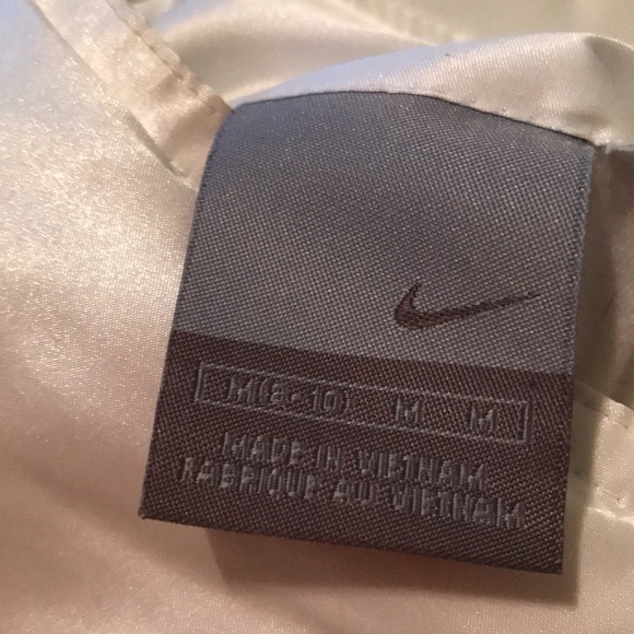 Vest - Picture 9 of 9